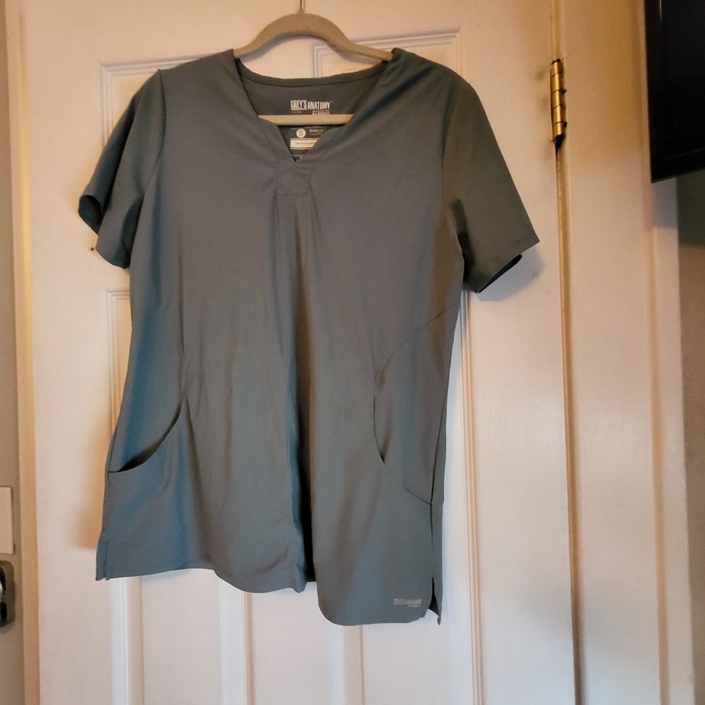 Grey's Anatomy Edge scrub top size sm